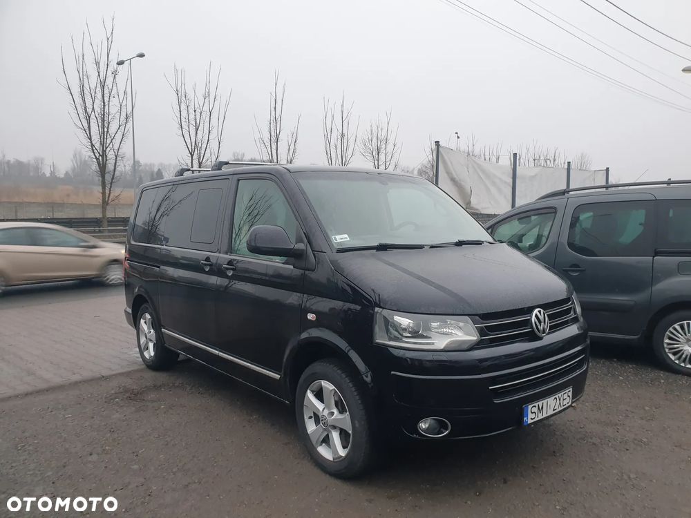 Volkswagen Multivan - 1