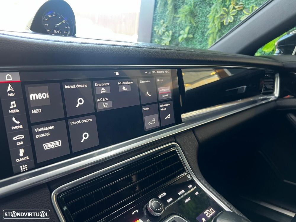 Porsche Panamera Sport Turismo 4 E-Hybrid Platinum Edition PDLS - 35