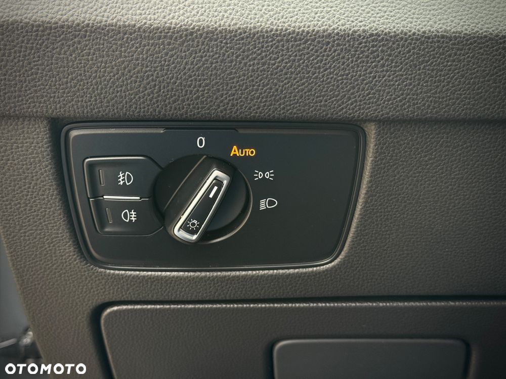 Volkswagen Passat Variant - 21