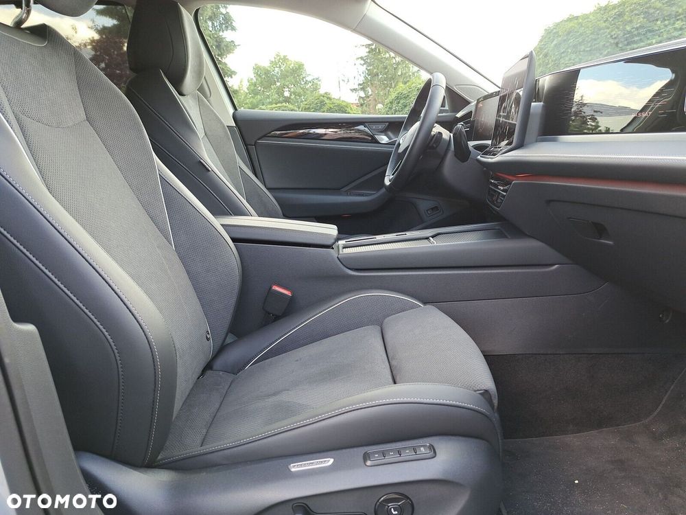 Volkswagen Passat Variant - 28