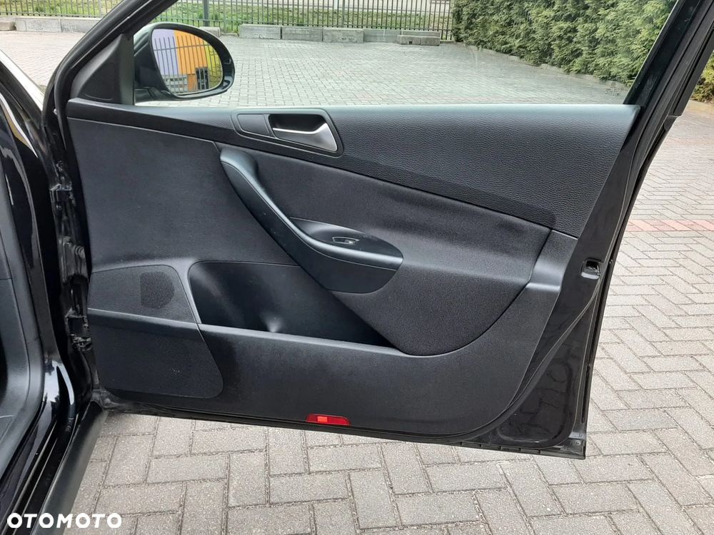 Volkswagen Passat Variant - 18