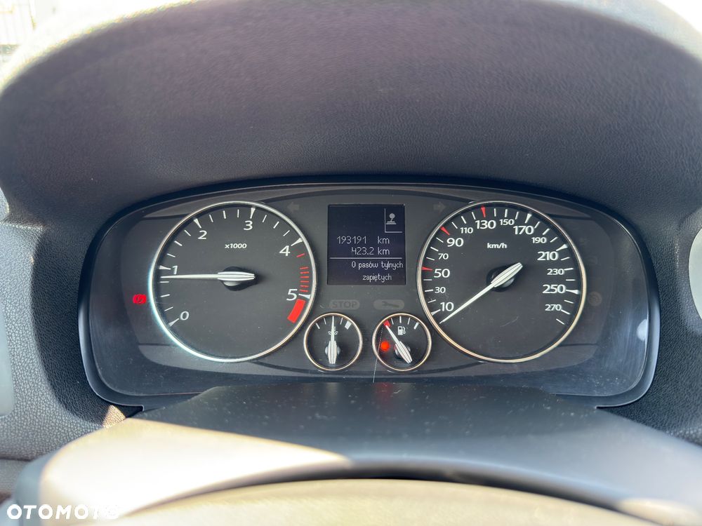 Renault Laguna dCi 110 FAP Expression - 32