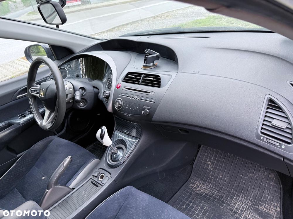 Honda Civic 1.8 Comfort - 5