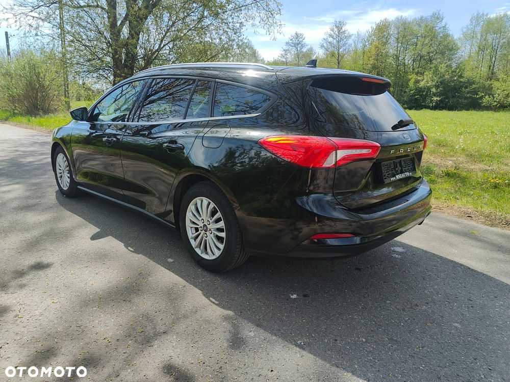 Ford Focus SW 1.0 EcoBoost Titanium - 5