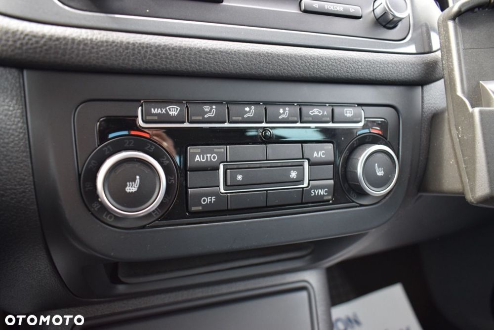 Volkswagen Tiguan - 26