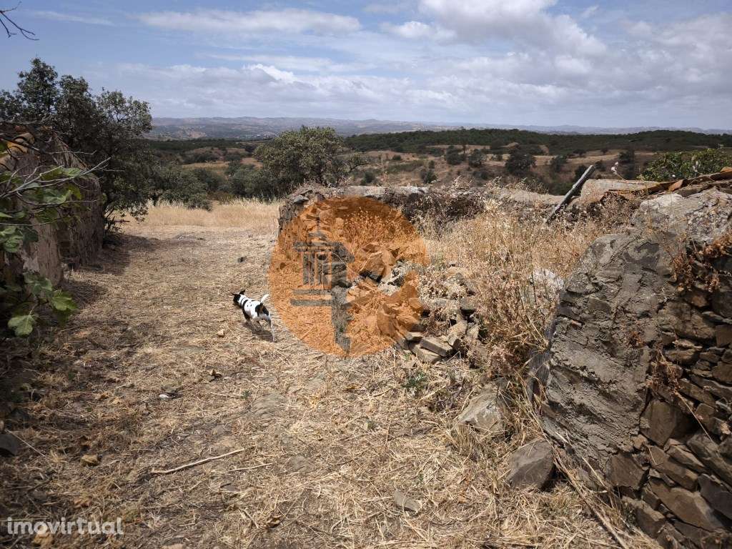 MORADIAS COM TERRENO DE 1.680 M2 - PARA RECONSTRUIR - NA ALDEIA DA ... - Grande imagem: 3/59