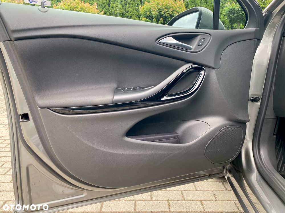 Opel Astra 1.4 Turbo Edition - 33