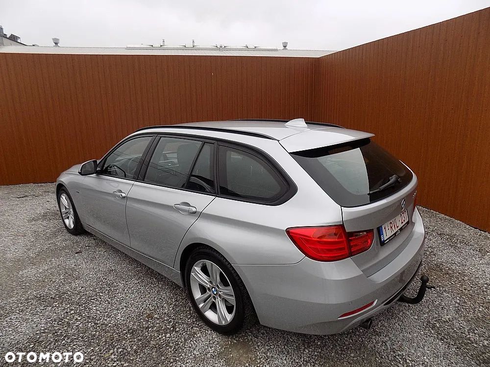 BMW Seria 3 316d Sport Line - 3