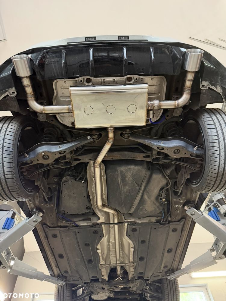 Volkswagen Golf 2.0 BlueTDI DSG Highline - 15