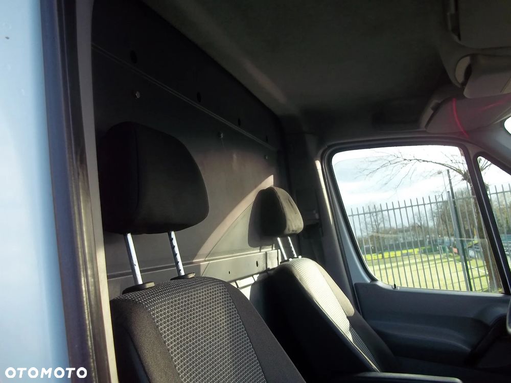 Mercedes-Benz sprinter - 10