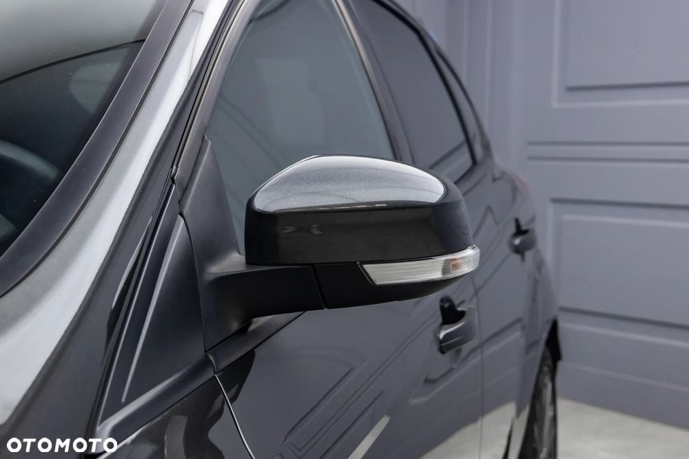 Ford Focus - 35
