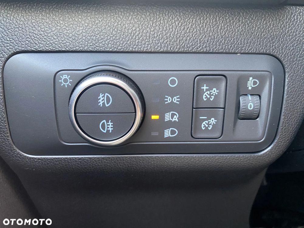 Ford Kuga 2.5 FHEV FWD Titanium - 13
