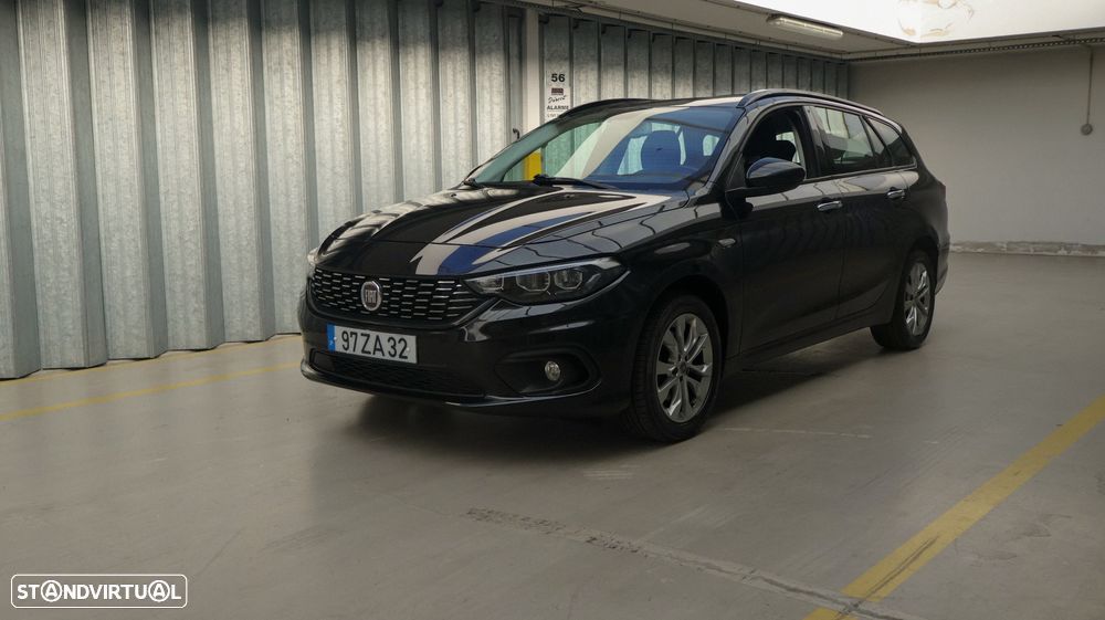 Fiat Tipo Station Wagon 1.3 M-Jet Lounge Tech - 52