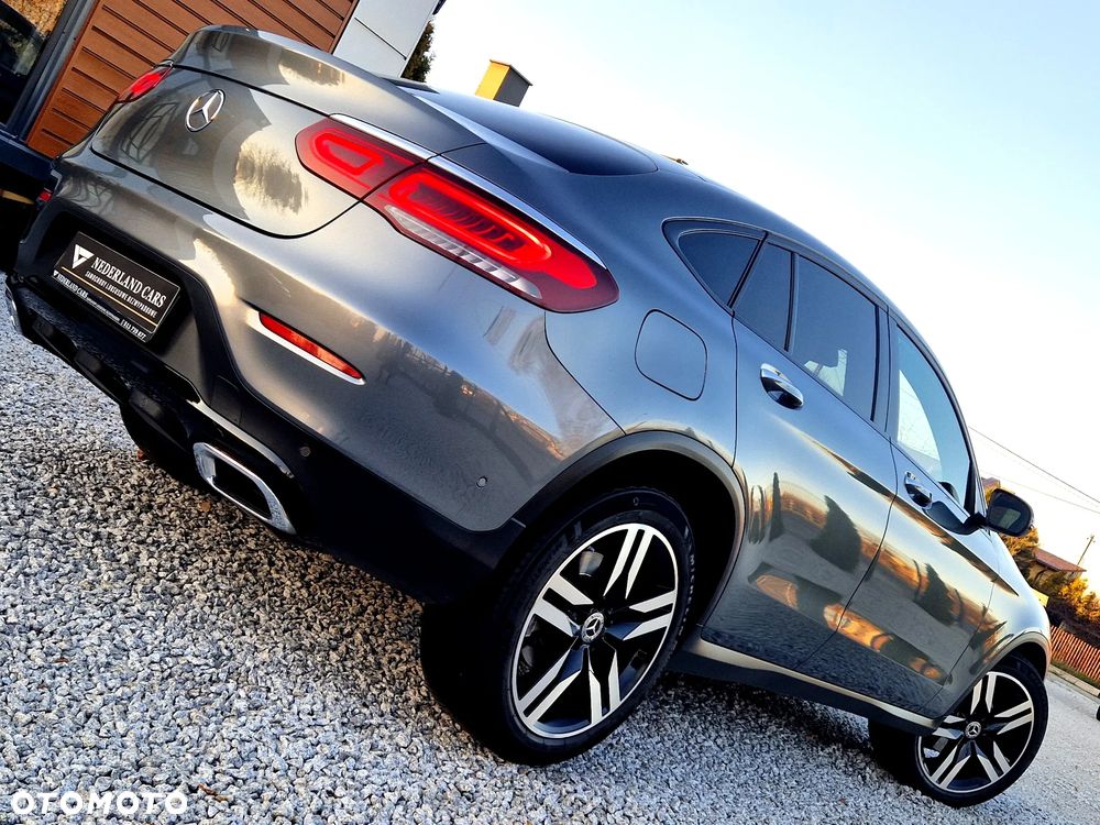 Mercedes-Benz GLC 200 d 4Matic 9G-TRONIC - 36
