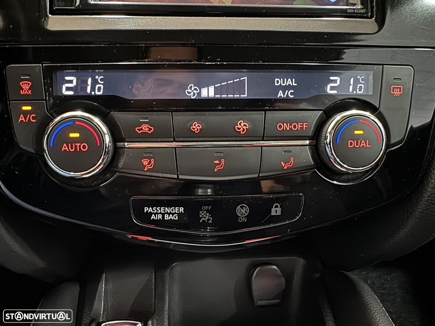 Nissan Qashqai 1.5 dCi N-Connecta - 13