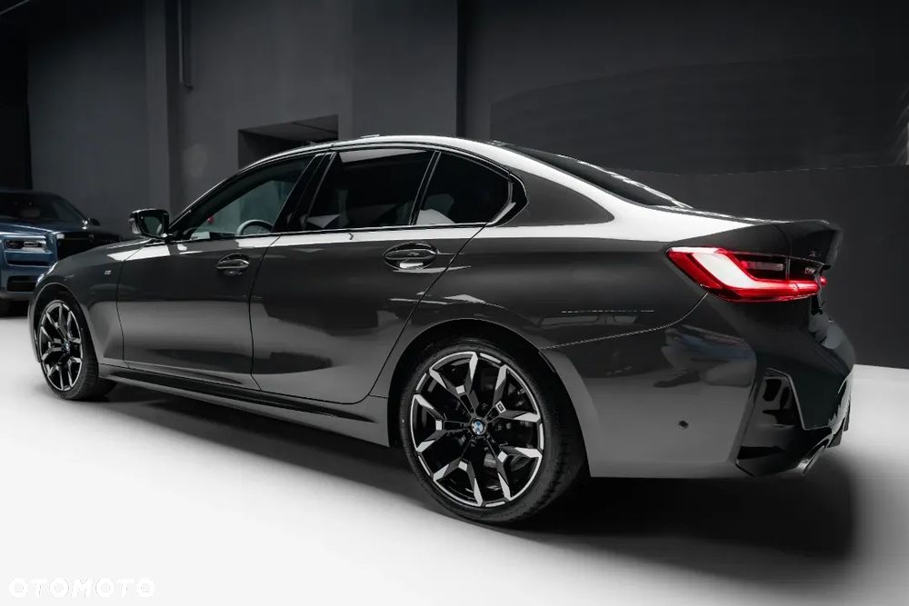 BMW Seria 3 320i - 9