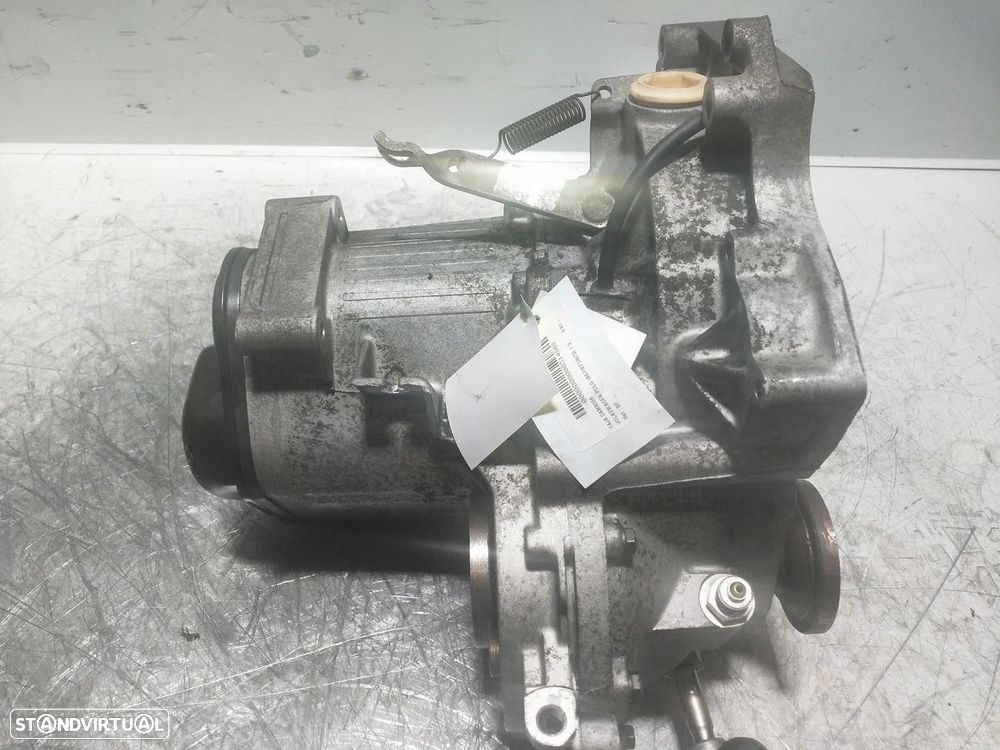 CAIXA VELOCIDADES VOLKSWAGEN POLO 1989 -8P - 2