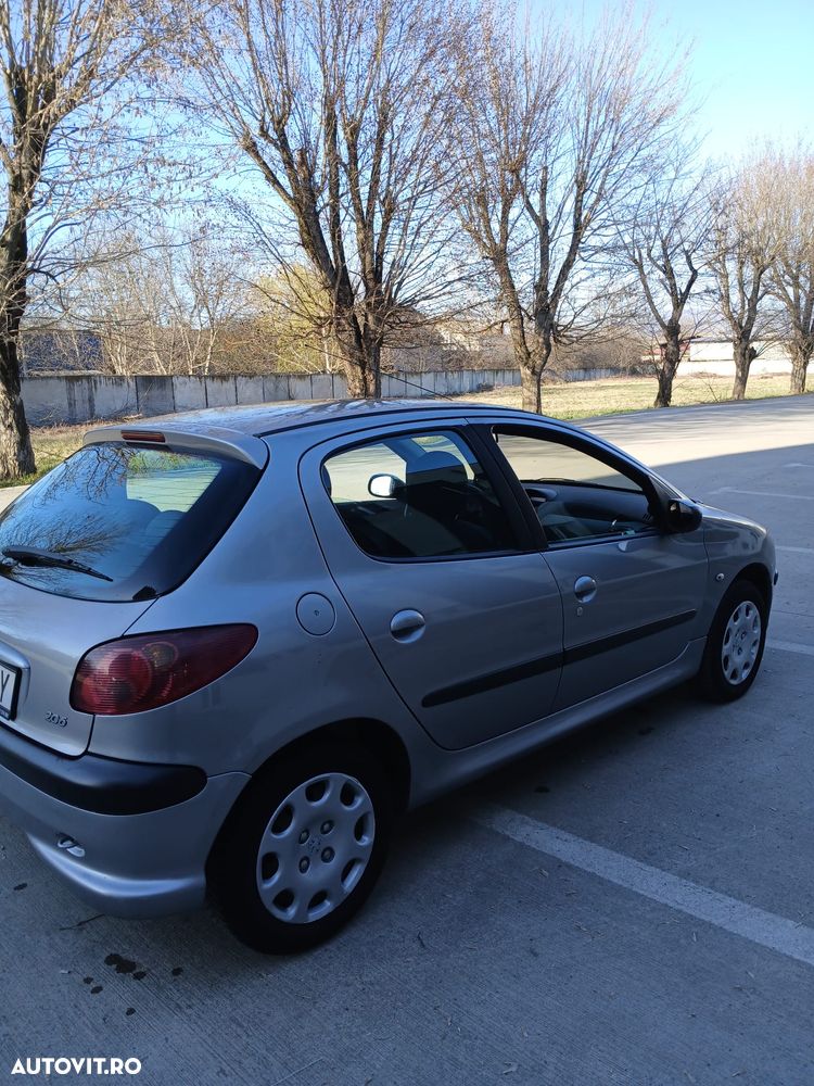 Peugeot 206 - 3