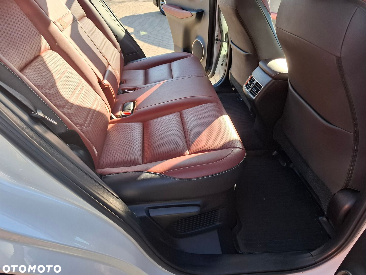 Lexus NX 200t Comfort AWD - 26