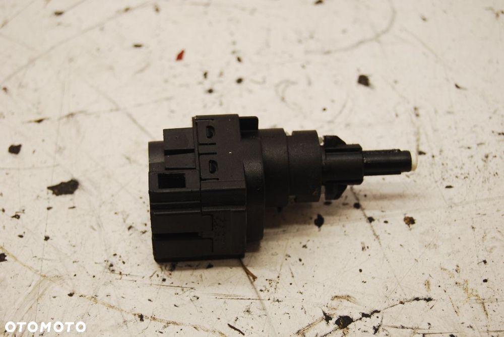 CZUJNIK HAMULCA STOPU 6Q0945511 VW AUDI SEAT - 1