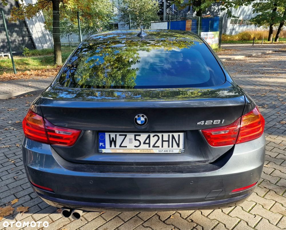BMW Seria 4 428i Sport-Aut Modern Line - 28