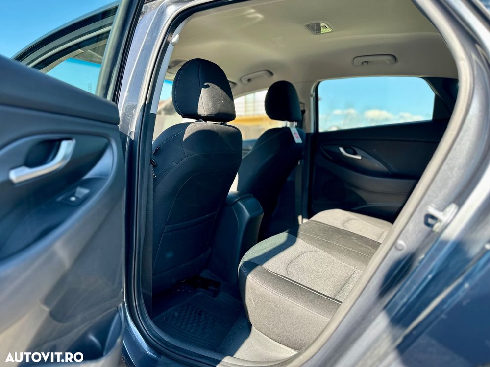 Hyundai i30 1.5 T-GDI MHEV 160CP Highway - 7