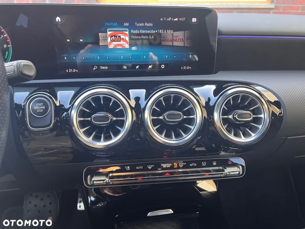 Mercedes-Benz Klasa A 250 E AMG Line 8G-DCT - 8