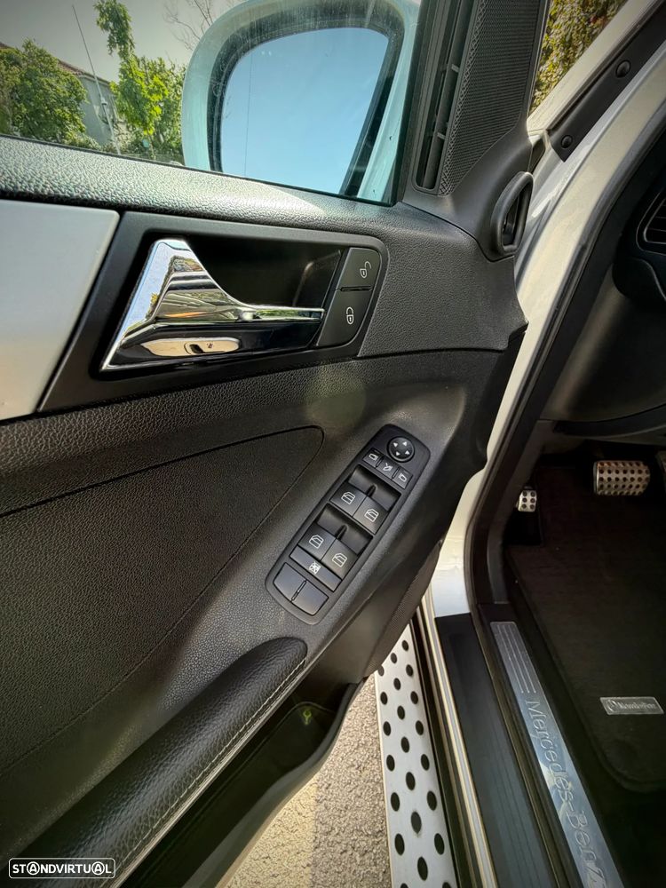 Mercedes-Benz ML 320 CDI - 16