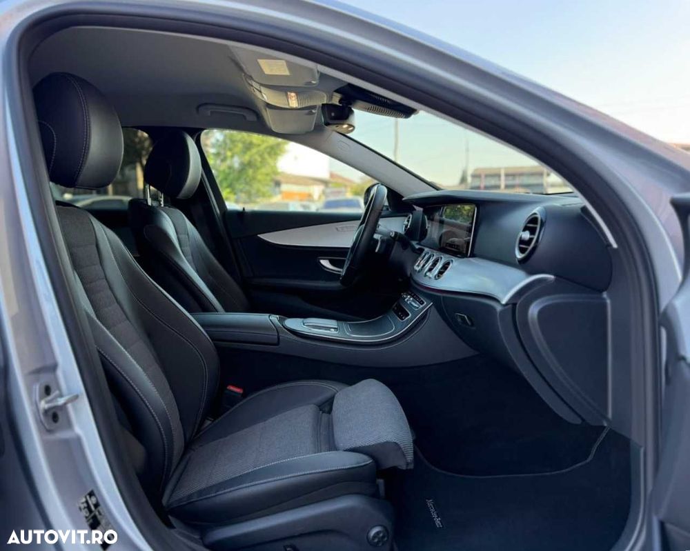 Mercedes-Benz E - 20