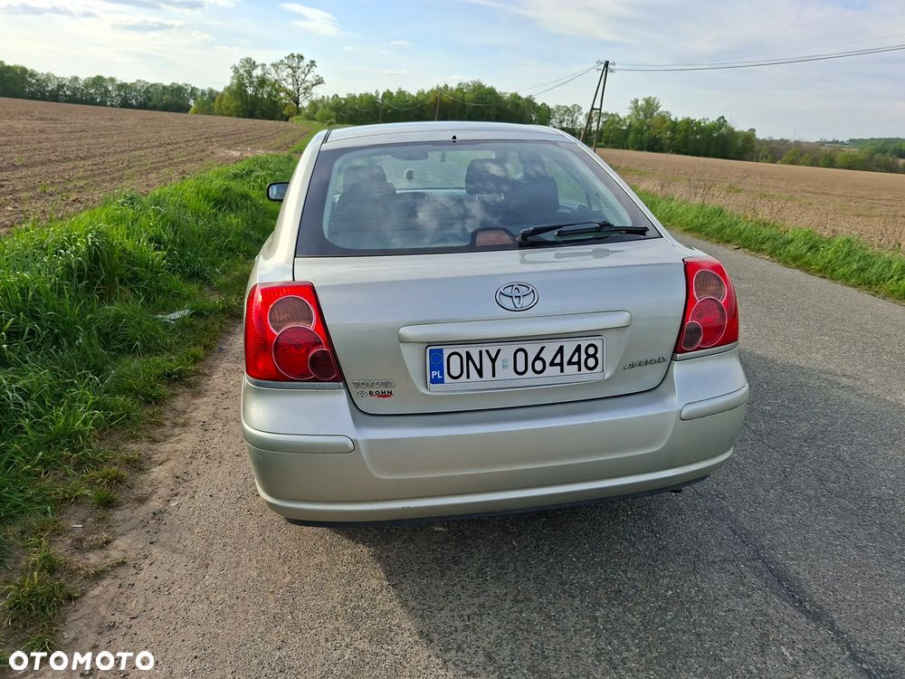 Toyota Avensis 1.8 VVT-i Luna - 9