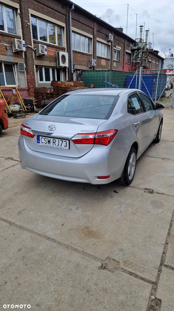 Toyota Corolla 1.6 Active - 3