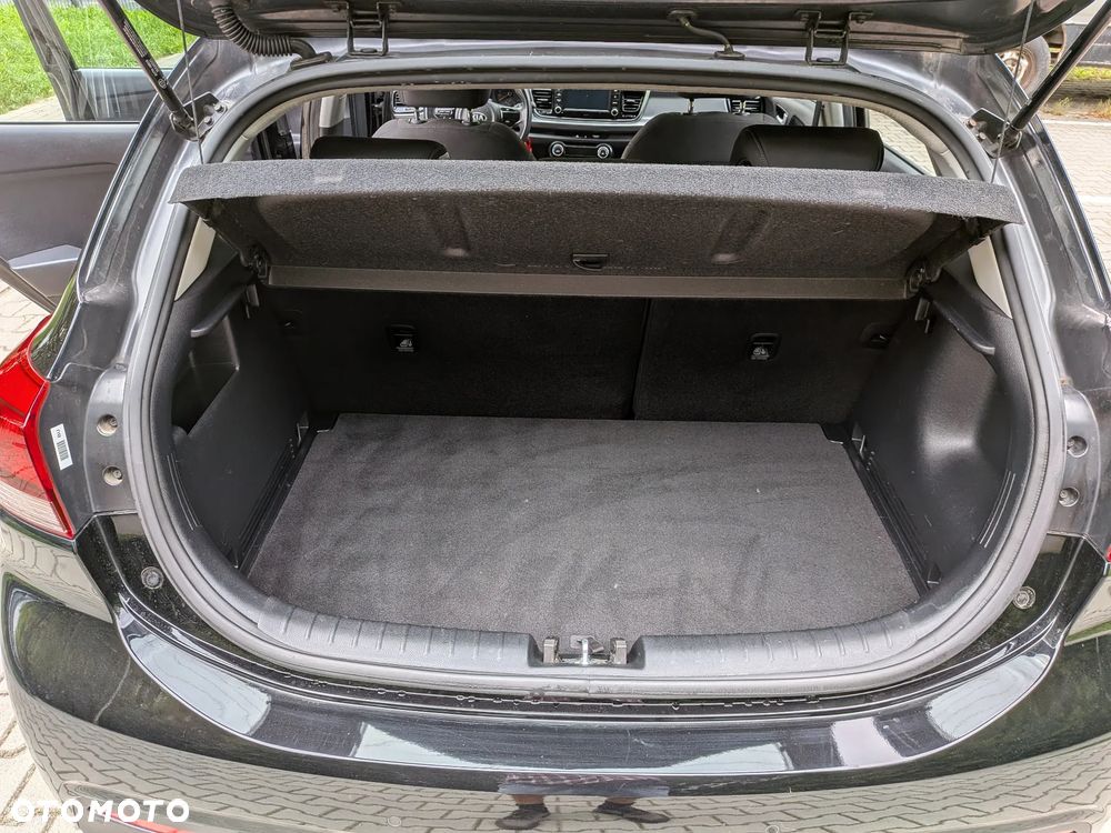 Kia Rio 1.2 Business Line - 20