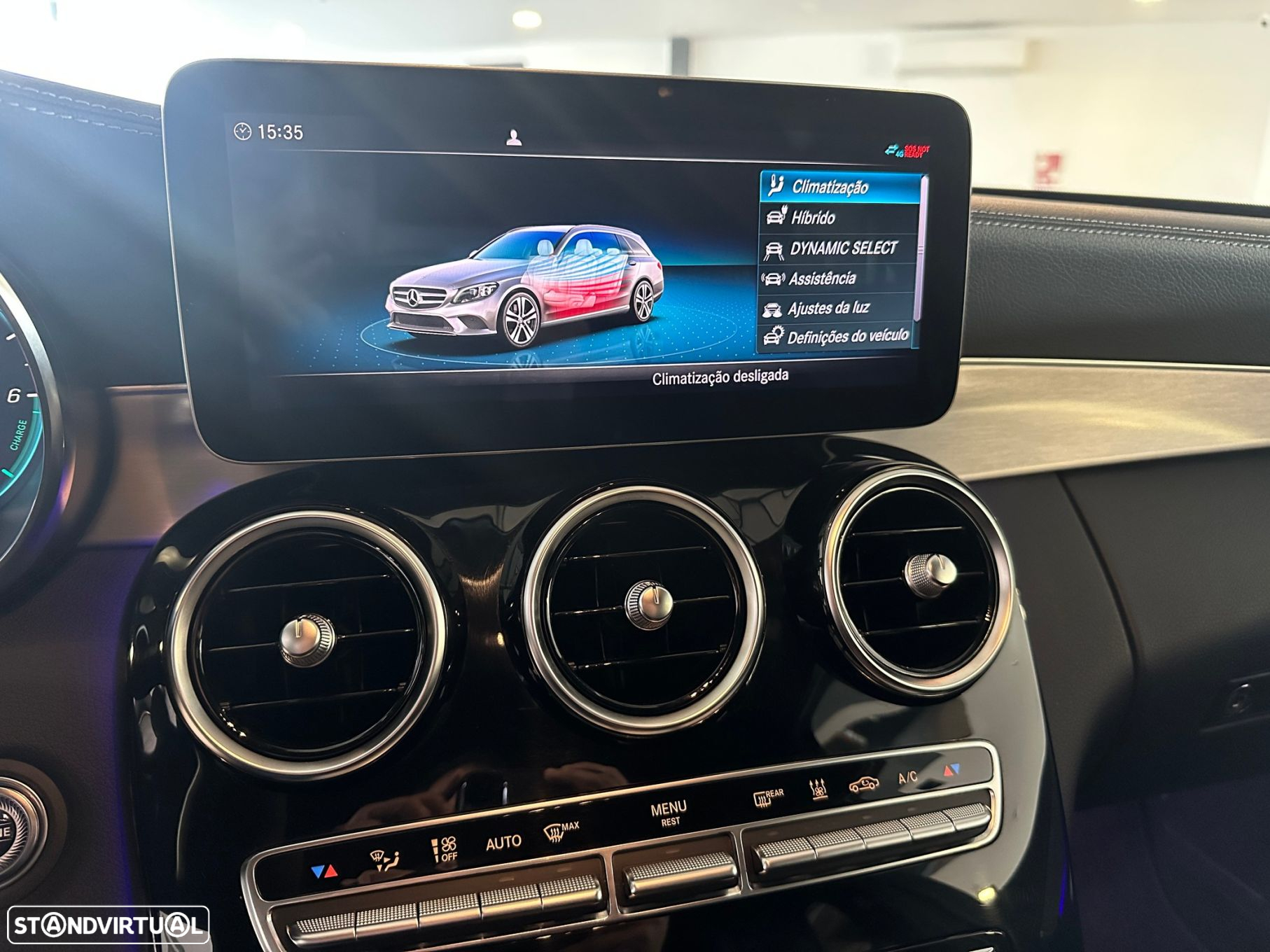 Mercedes-Benz C 300 de AMG Line - 29