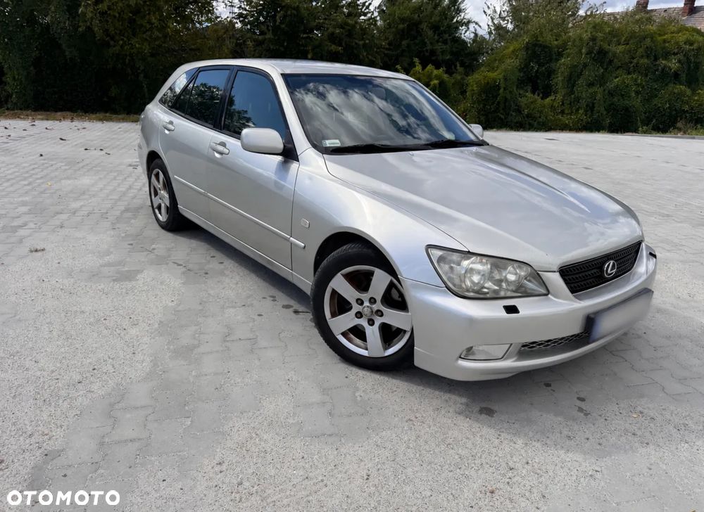 Lexus IS 300 Prestige - 4