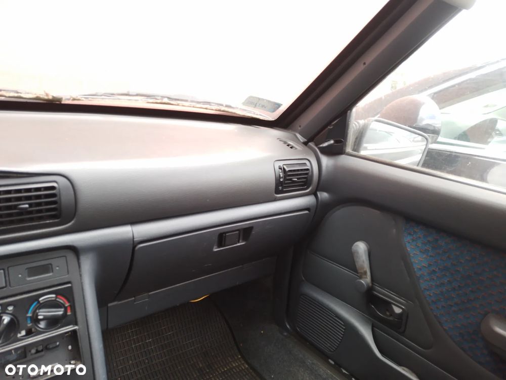 POLONEZ ATU PLUS 1.6 GLI   PAS BEZPIECZEŃSTWA PRAWY LEWY - 27