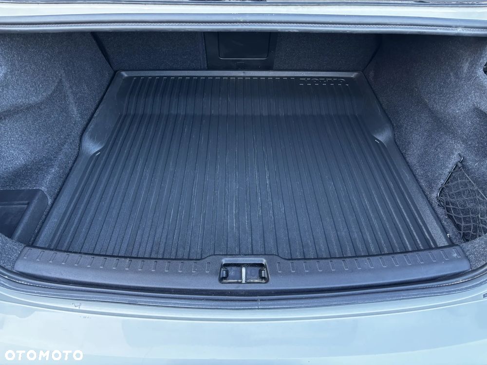 Volvo S60 - 17