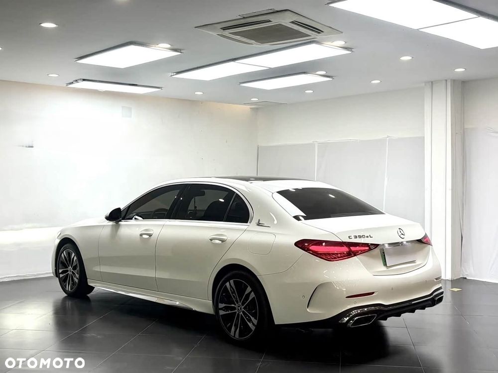 Mercedes-Benz Klasa C 300 de 9G-TRONIC Avantgarde - 8