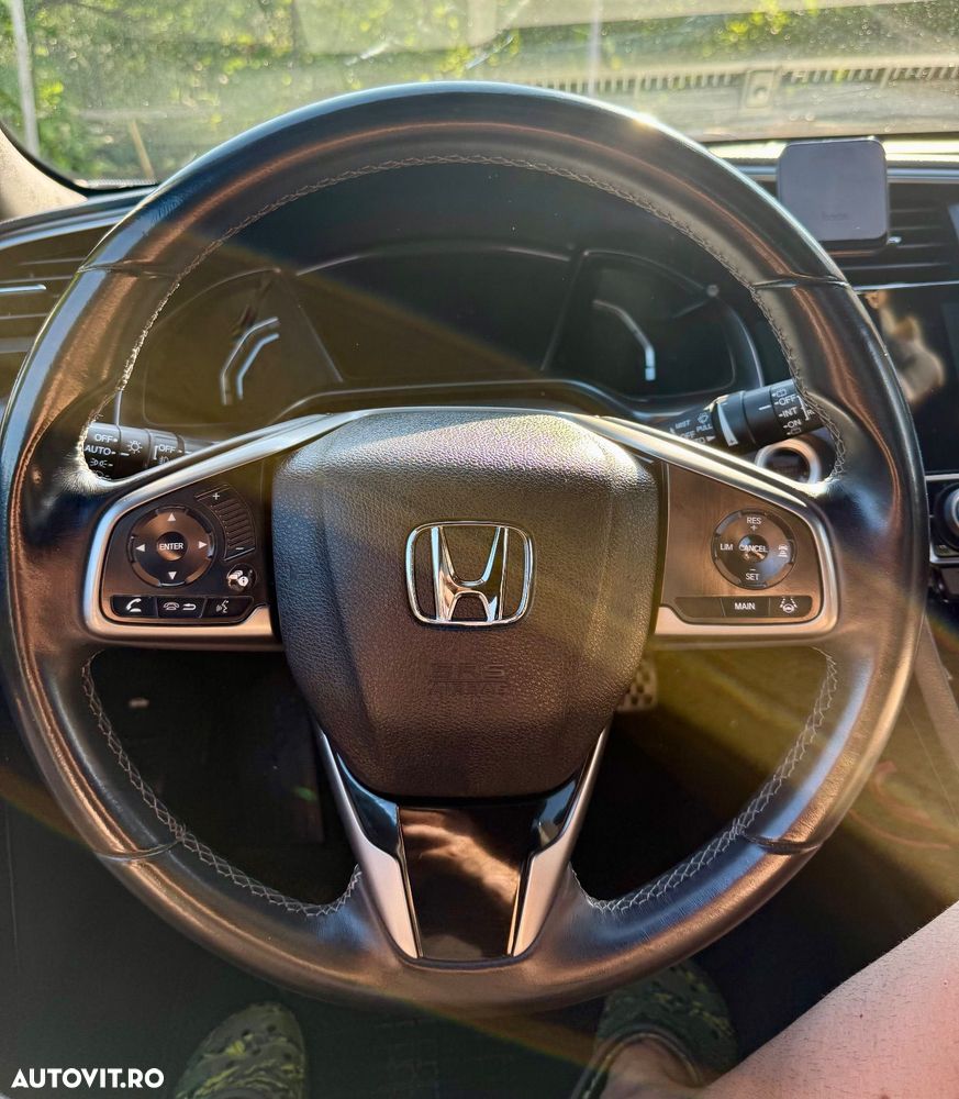 Honda Civic 1.5 VTEC Turbo Sport Plus - 17