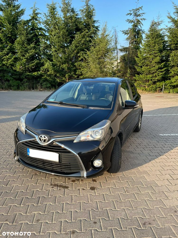 Toyota Yaris 1.33 Premium EU6 - 1