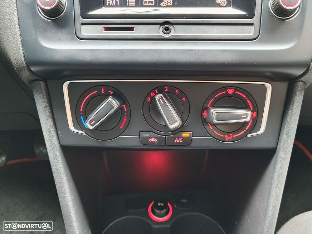 VW Polo 1.0 Confortline - 18