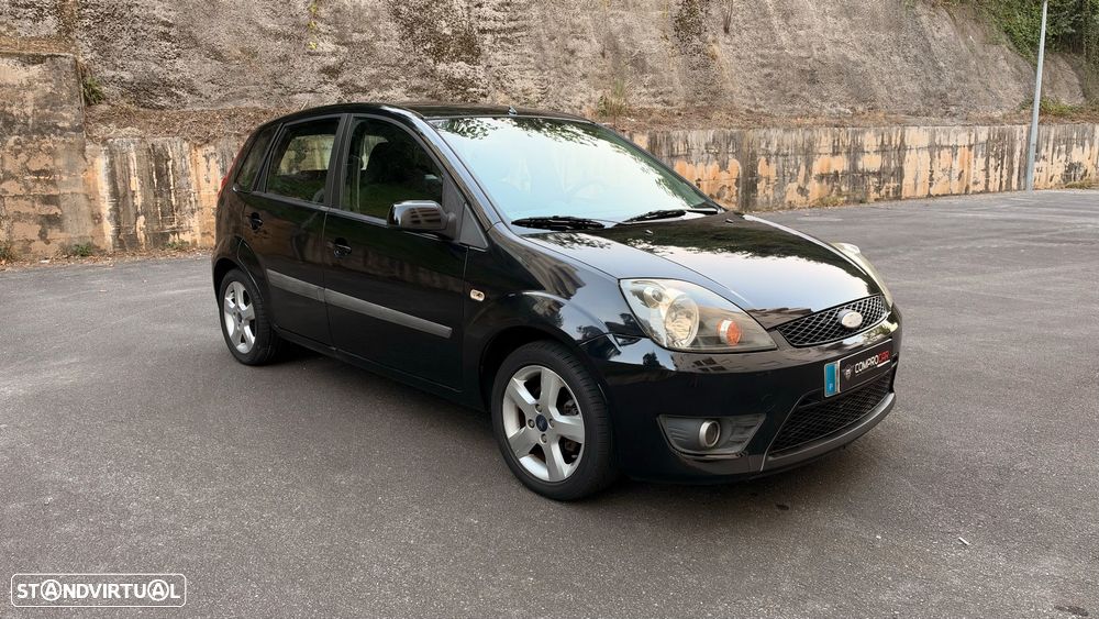Ford Fiesta 1.25 Ghia - 3