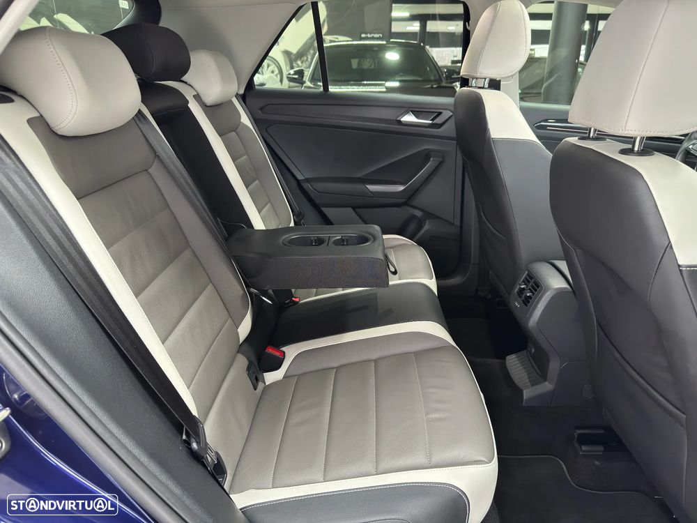 VW T-Roc 1.5 TSI Sport DSG - 28