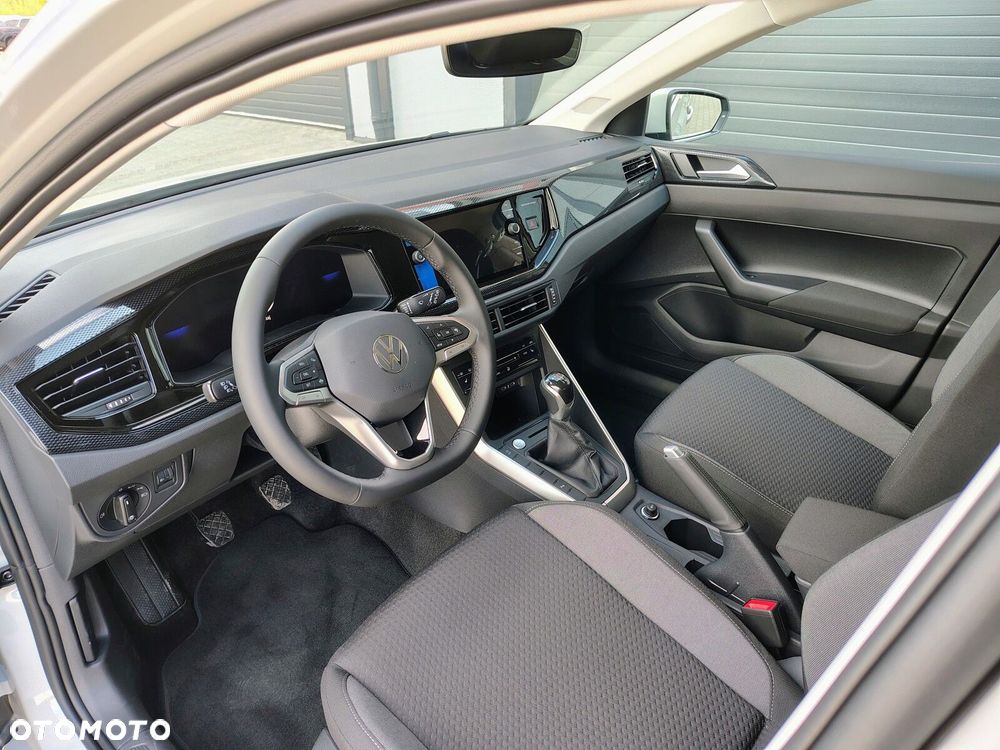 Volkswagen Polo - 10