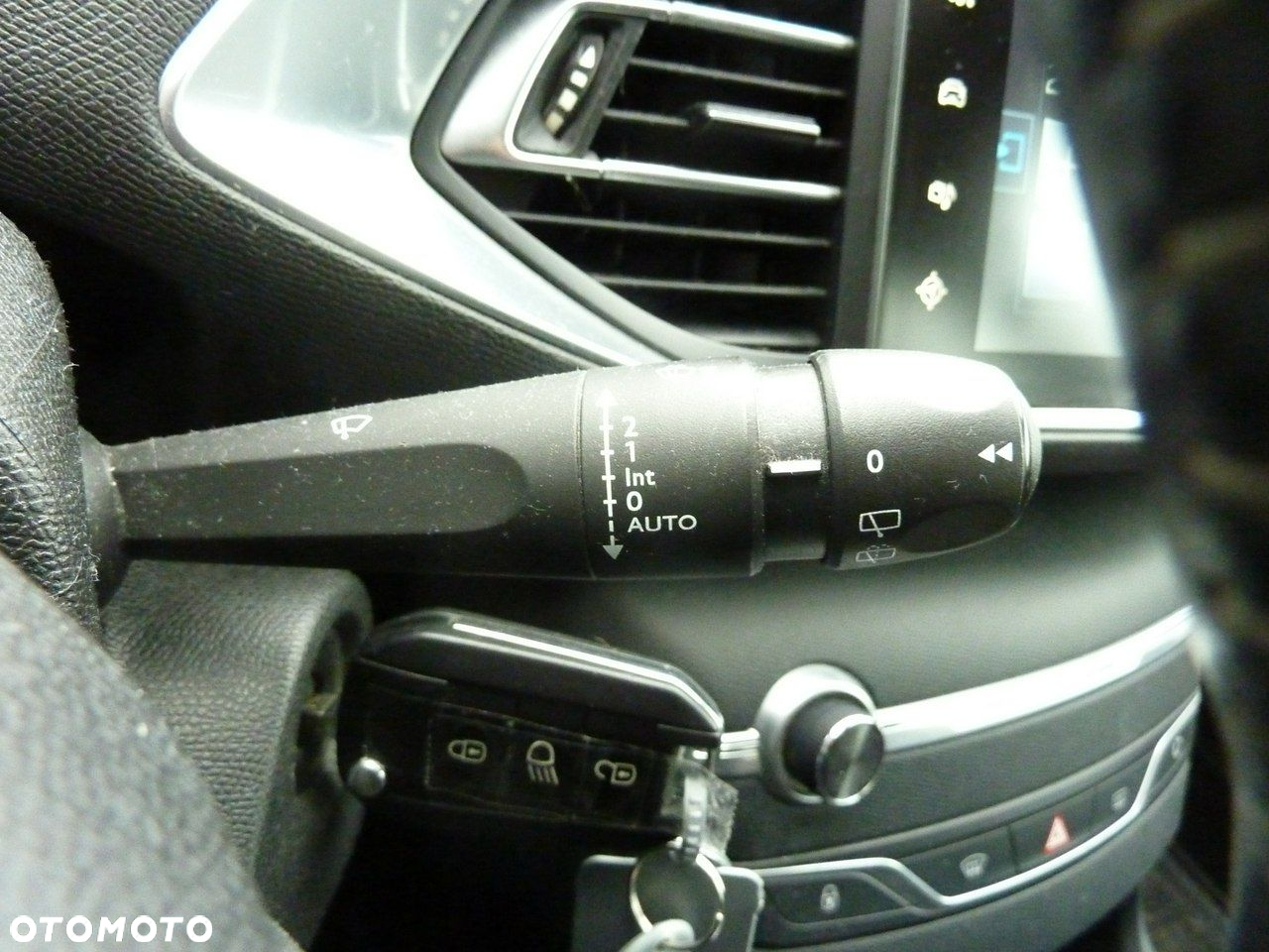 Peugeot 308 - 33