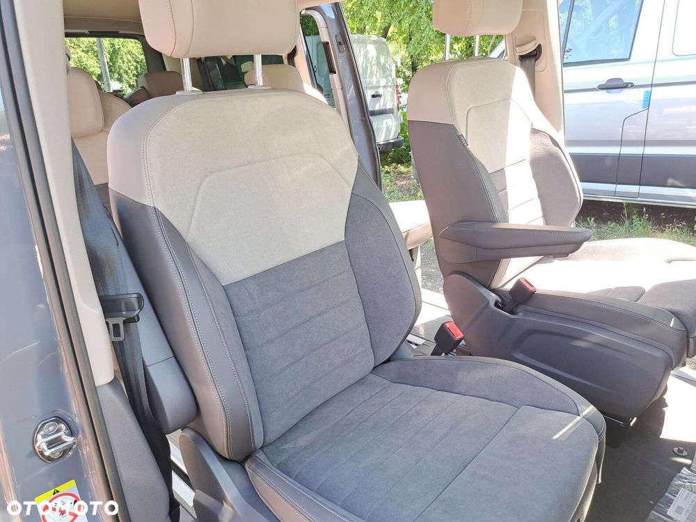 Volkswagen Multivan 2.0 TSI L2 Edition DSG - 23