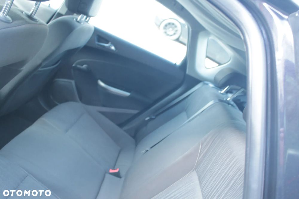 Opel Astra 1.6 Design Edition - 10