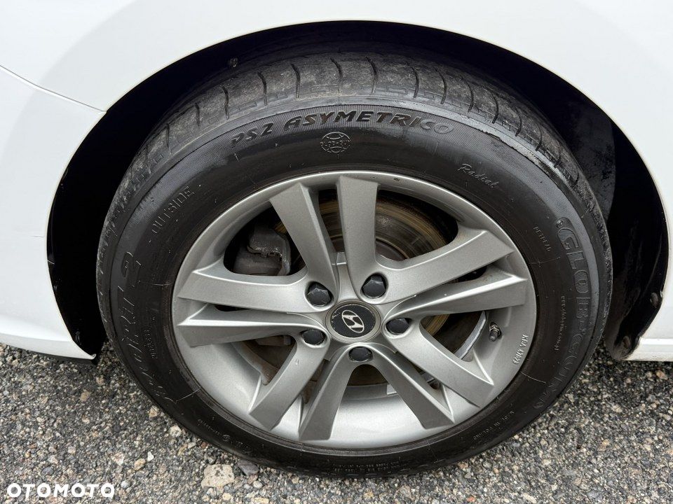 Hyundai i30 1.4 Passion Plus - 15