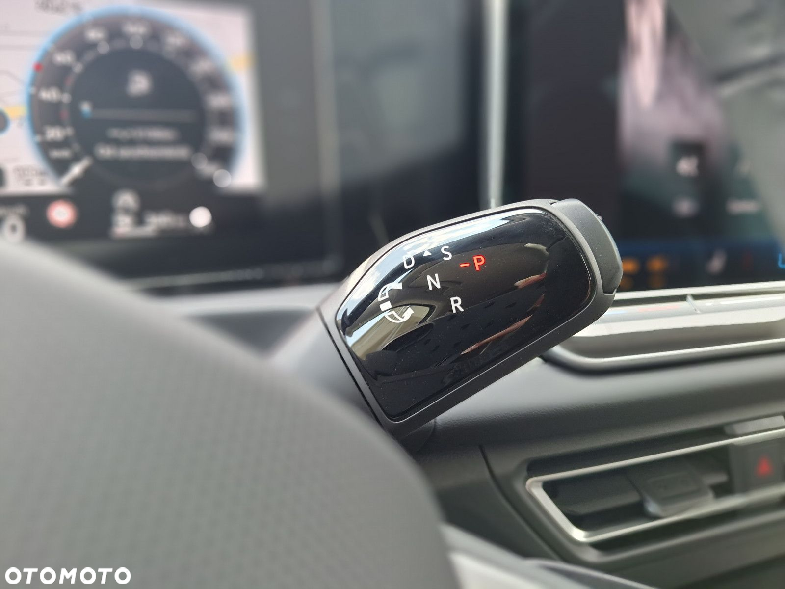 Volkswagen Tiguan 1.5 TSI EVO Elegance DSG - 21
