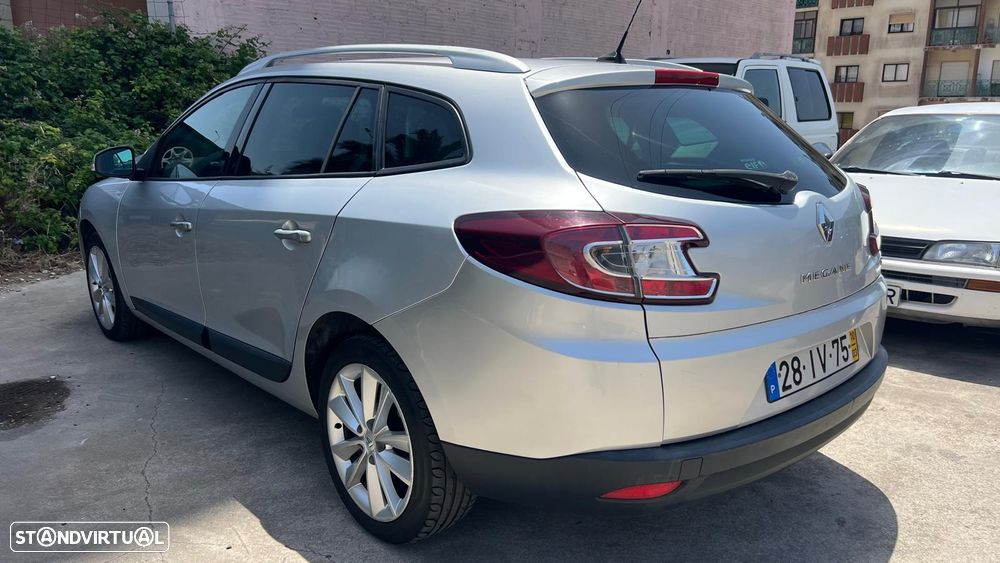 Renault Mégane Sport Tourer 1.5 dCi Dynamique S CO2 Champion - 4