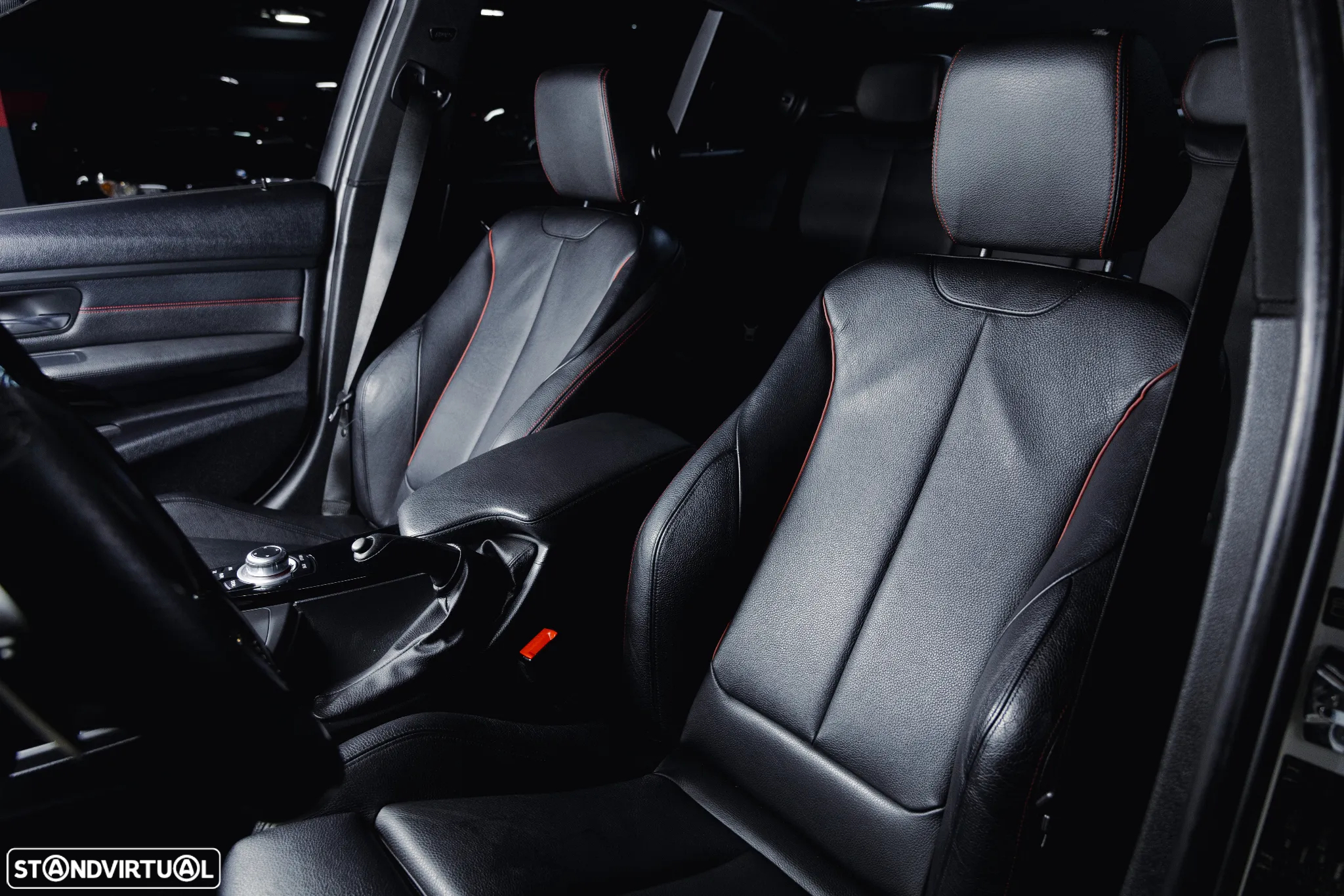 BMW 335 i Sport-Aut. - 19